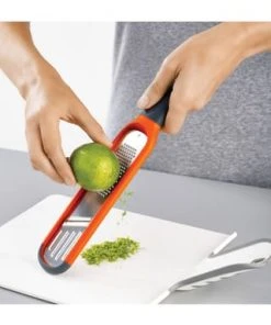 Joseph Joseph® Küchenreibe Und -hobel "Handi-Grate" Orange/ Grau -Kuechenutensilien Ladenverkäufe unnamed file 661